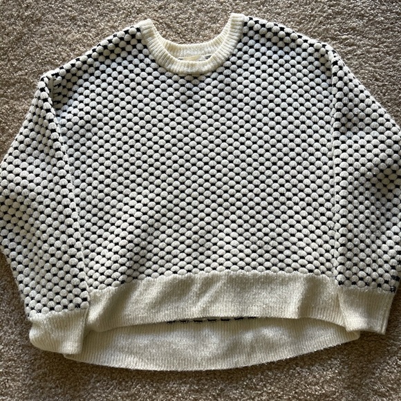 Sweater - Picture 3 of 5